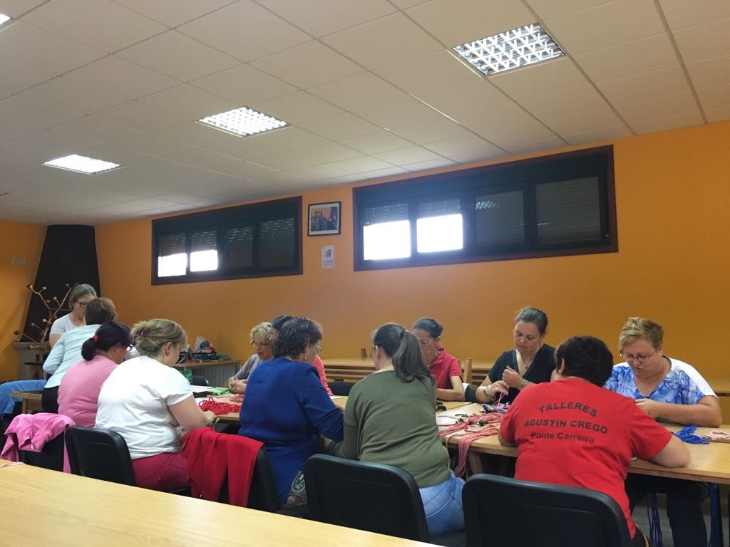 Curso de Macramé en Frades ONG Mestura